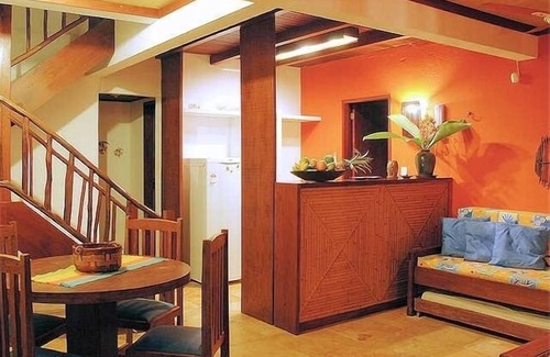 Muriu Ski Chalet | Oceanfront Chalet by the Sea with Pool and Perfect Rating