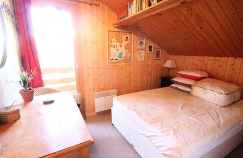 Vallandry Ski Chalet | Chalet Camomille: Pet-Friendly Retreat for 12 Guests