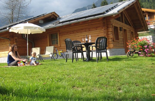 Sant'Antonio di Mavignola Ski Chalet | Inviting Chalet 'Camping Faè 2' with Mountain Views & Terrace