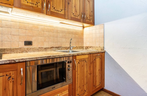Sant'Antonio di Mavignola Ski Chalet | Mountain View Chalet 'Camping Faè' with Private Terrace
