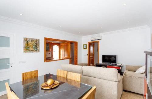 Can Picafort Ski Chalet | Chalet Can Parragó - Highly Rated and Family-Friendly Escape