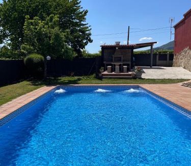 Arbo House | Scenic Casa con Vistas a Portugal with Oceanfront Pool
