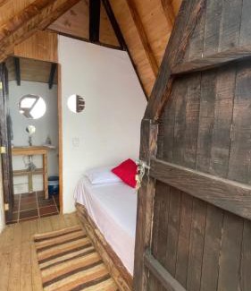 El Rosario Ski Chalet | Cozy Chalet Celestial with Wifi and Private Parking