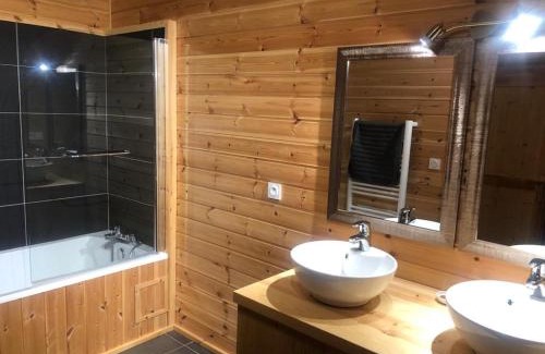 Font-Romeu-Odeillo-Via Ski Chalet | Pet-Friendly Chalet Cervus: Rated 9/10 by Guests