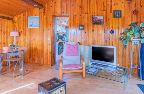 Mios House | Chalet 'Charme De L'Ancien Et Du Moderne': Private Pool Oasis