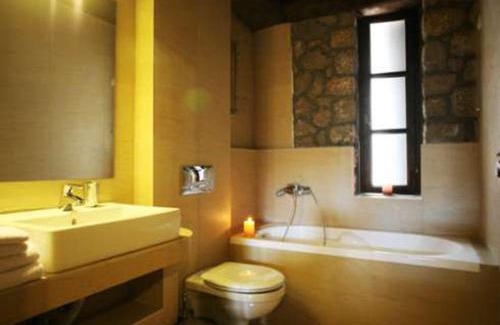 Elati Ski Chalet | Inviting Chalet Christantoni: Family-Friendly with Breakfast