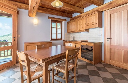 Marmora Ski Chalet | Scenic Chalet 'Civico 11' with Mountain View and Balcony