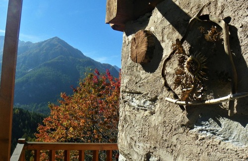 Marmora Ski Chalet | Scenic Chalet 'Civico 11' with Mountain View and Balcony