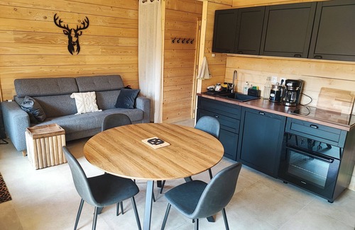 Allos Ski Chalet | Top-Rated Chalet Cocooning with Family-Friendly Amenities