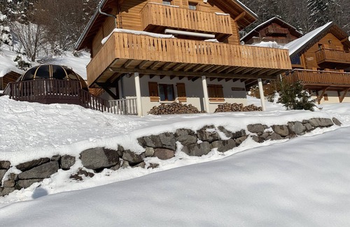 Station de Drouzin le Mont Ski Chalet | Exceptional Chalet at Col du Corbier - Family-Friendly Retreat