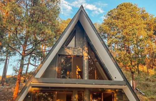 Comayagua Ski Chalet | Relaxing Chalet with Hot Tub in Comayagua, Honduras