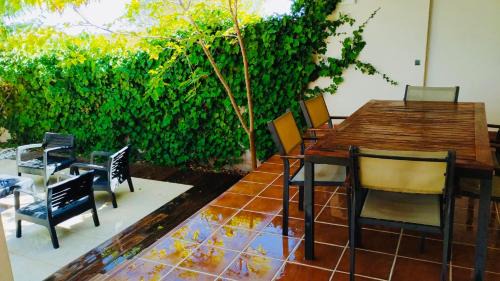 Nambroca Apartment | Family-Friendly Chalet with Garden Near Puy du Fou