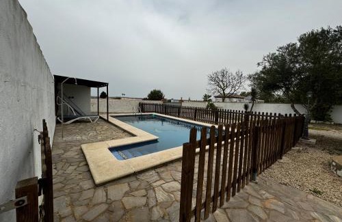Jerez de la Frontera House | Inviting Chalet with Private Pool - Family and Pet Friendly