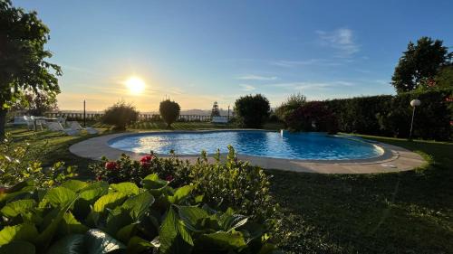 Bembrive House | Relaxing Chalet with Pool and 2000m Garden Near Ocean