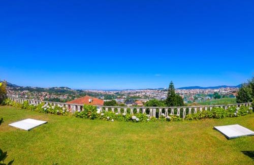 Bembrive House | Relaxing Chalet with Pool and 2000m Garden Near Ocean