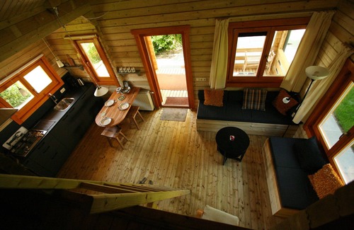 Zoutkamp Ski Chalet | Discover Chalet Copperwing: Pet-Friendly Nature Retreat