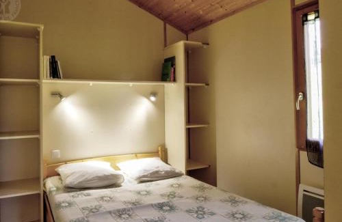 Les Noes House | Cozy Chalet with Private Terrace for Nature Lovers