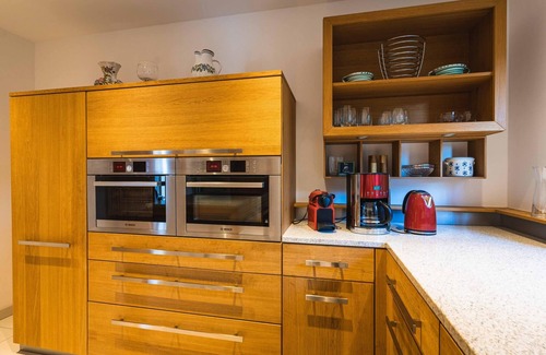 Zell am See House | Convenient Family Getaway at Chalet Crown of the Alps
