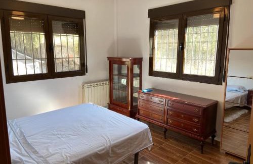 Province of Toledo House | Pet-Friendly Chalet Dani with Pool, 5 Min from Puy Du Fou
