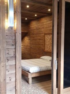 Valdisotto Apartment | Idyllic Chalet Dcb: Pet-Friendly Retreat with Breakfast
