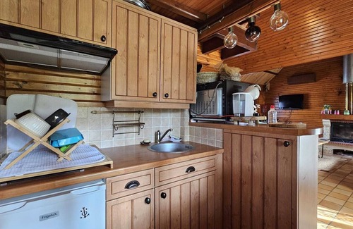 Bazoches-sur-le-Betz Ski Chalet | Chalet de Beon: Family-Friendly Getaway with Spa Access