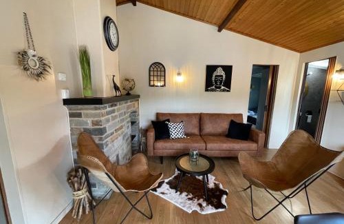 Dave House | Discover Chalet de l'écluse: Pet Friendly & Family-Friendly Stay