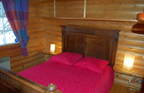 Estavar Ski Chalet | Child-Friendly Chalet de Llivia with Exceptional Reviews