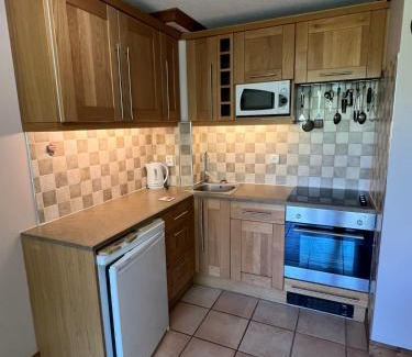 Montalbert Apartment | Chalet de Montalbert 14B 4-6 person