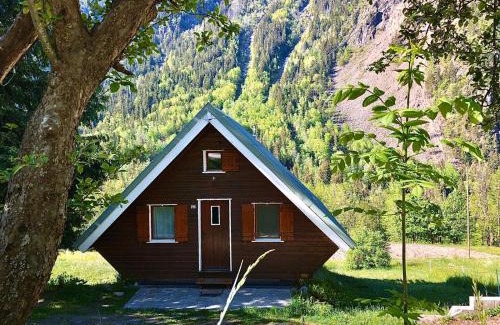 Venosc Ski Chalet | Chalet de Venosc: Pet-Friendly Family Retreat, Rated 8.9/10