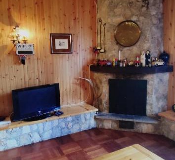 Pescasseroli Ski Chalet | Family-Friendly Retreat at Chalet del Parco Awaits You