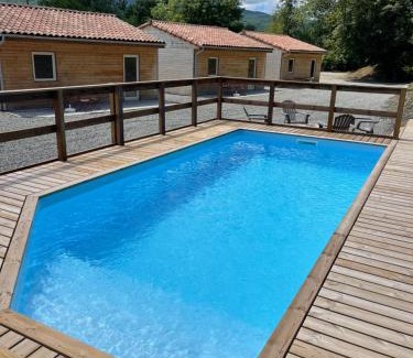 Prat-Bonrepaux Ski Chalet | Pet-Friendly Oceanfront Retreat at Chalet des Illes Seychelles