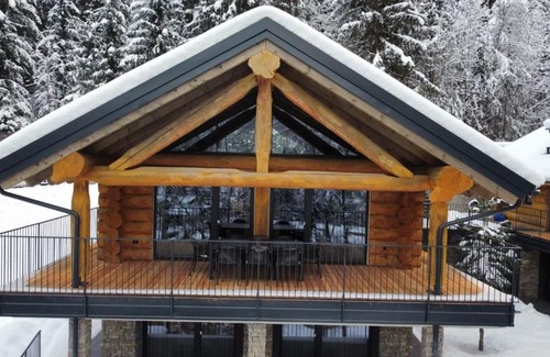 Bad Kleinkirchheim Ski Chalet | Pet-Friendly Retreat at Chalet Deux B - Guest Rated 9.9/10
