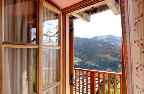 Sant'Orsola Terme Apartment | Blumenstube: Oceanfront Retreat with 9.1/10 Guest Ratings