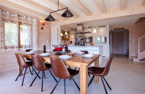 Chesieres House | Chalet Domino by Interhome