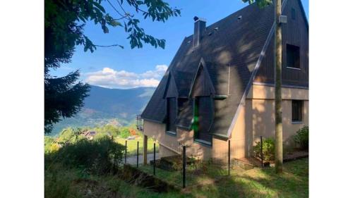 Kruth Ski Chalet | Enchanting Chalet in Kruth with Mountain Views & Family-Friendly