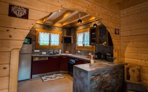 Obersteinbach Ski Chalet | Chalet du Liesthal: Family-Friendly Retreat with Pool