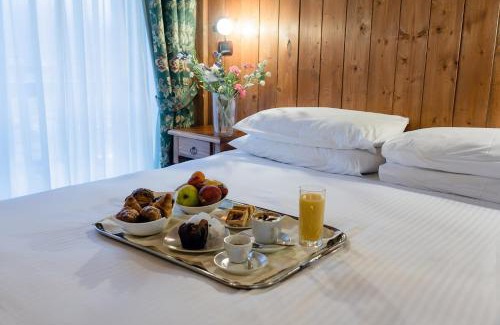 Staffal Hotel | Relax at the Chalet du Lys Hotel & Spa with Ocean Views