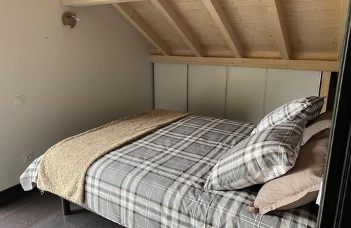 Dingy-Saint-Clair Ski Chalet | Cozy Duplex Chalet Between Lake and Mountains - 9.5/10 Rated