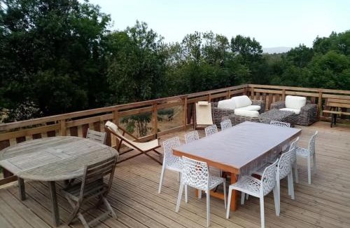 Fillols Ski Chalet | Pet-Friendly Retreat at Chalet El Cant dels Ocells