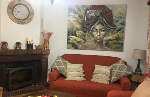Rades de Abajo House | Discover Chalet El Descanso: Pet-Friendly Retreat with Kitchen