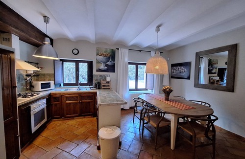 Las Nogueras House | Chalet 'El Pinar De La Lobera' with Mountain View, Shared Pool and Wi-Fi