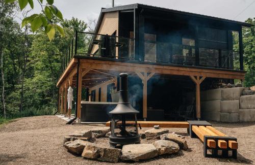 Sainte-Beatrix Ski Chalet | Pet-Friendly Chalet Elva Nature & SPA - 4-Star Retreat