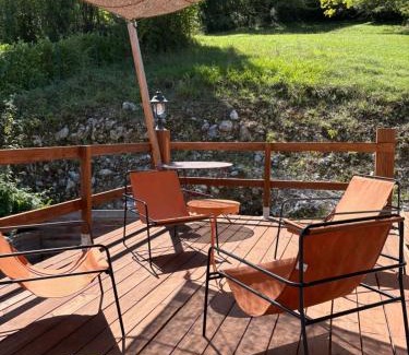 Lees-Athas House | Mountain Retreat with Oceanfront Dining and Family Fun