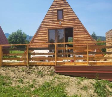 La Motte-Fanjas Ski Chalet | Oceanfront Retreat at Chalet en A de la Motte-Fanjas