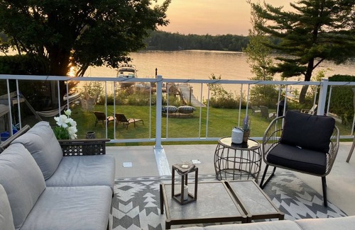 Stanstead Township Ski Chalet | Perfect Lakeside Retreat with Pool and Spa Amenities