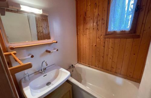 Barcelonnette Ski Chalet | Family-Friendly Chalet Barcelonnette for Memorable Getaways