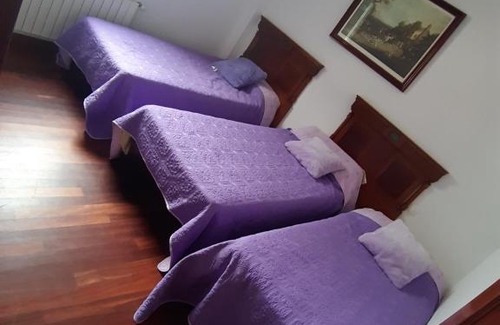 Islares House | Cozy Chalet in Islares with Nearby Beach Access