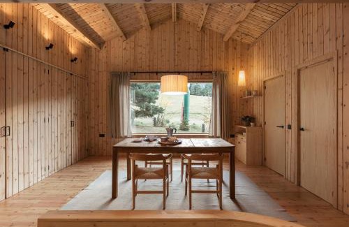 La Molina Ski Chalet | Mountain Chalet: Family-Friendly with Top Guest Ratings