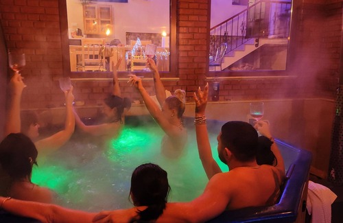 Bran House | Cozy Chalet in Transylvania Near Dracula's Castle with Hot Tub