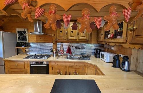 Thiefosse House | Comfortable Chalet with Breathtaking Views Near Skiing
